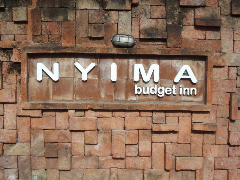 Desa Nyima Hotel Семиняк Екстериор снимка