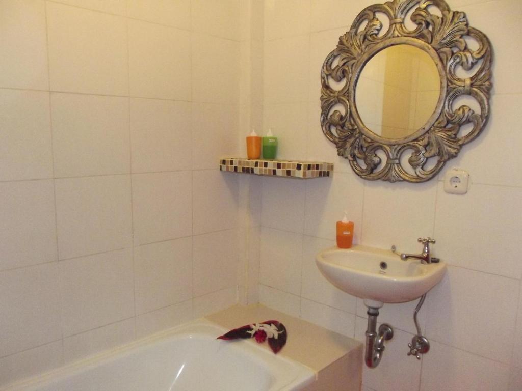 Desa Nyima Hotel Семиняк Екстериор снимка