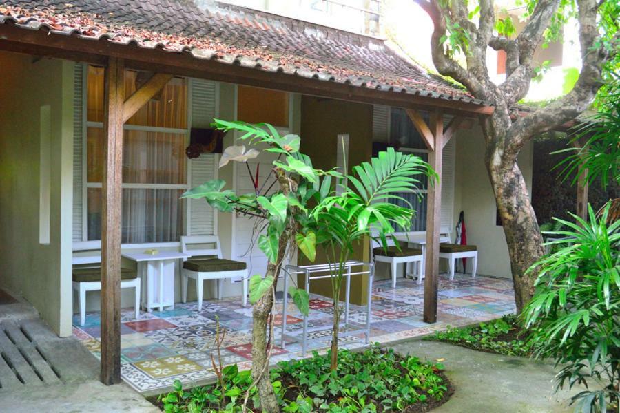 Desa Nyima Hotel Семиняк Екстериор снимка